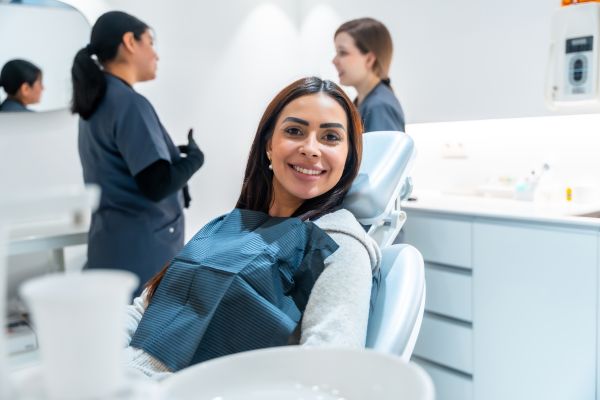 Old Dental Fillings? Common Signs You May Need A New One