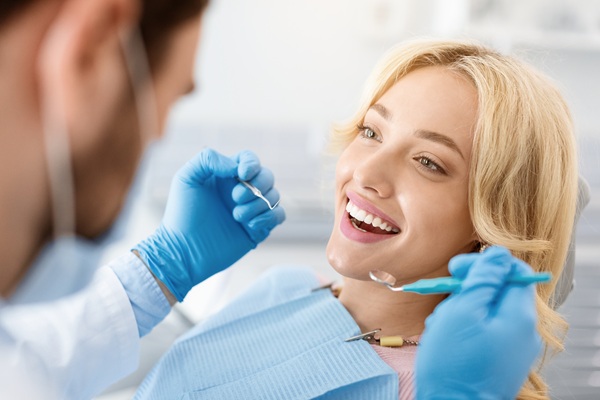 Dentist Near Me:   Factors To Keep In Mind
