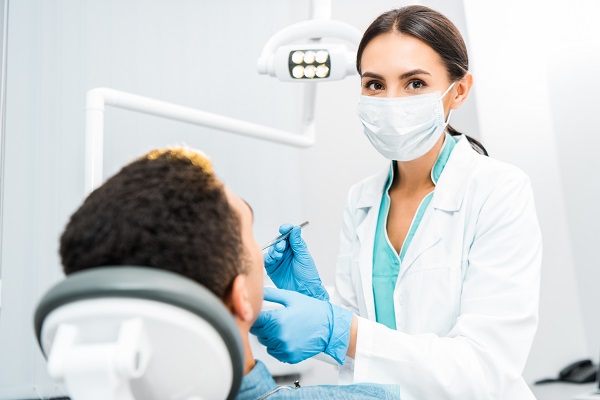 An Experienced Implant Dentist Answers FAQs