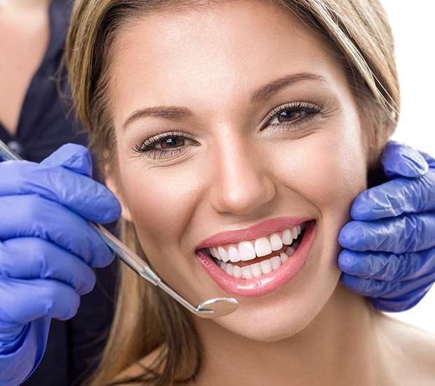 Irvine Teeth Whitening at Dentist